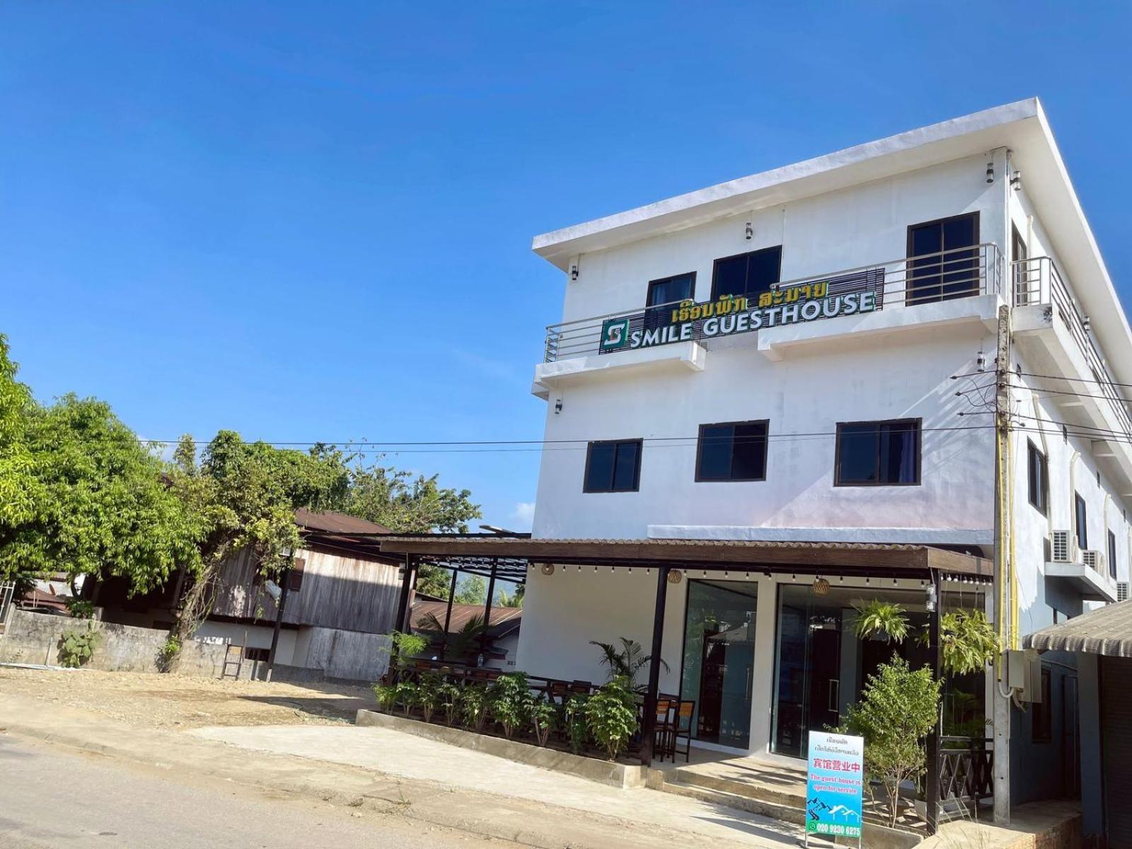 Smile Guesthouse Vangvieng 万荣 外观 照片