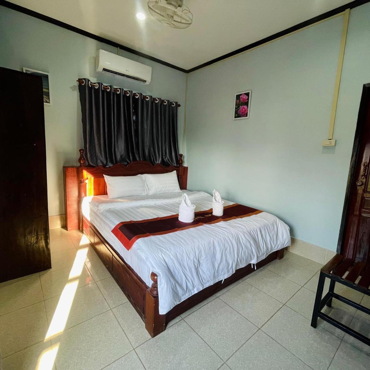 Smile Guesthouse Vangvieng 万荣 外观 照片