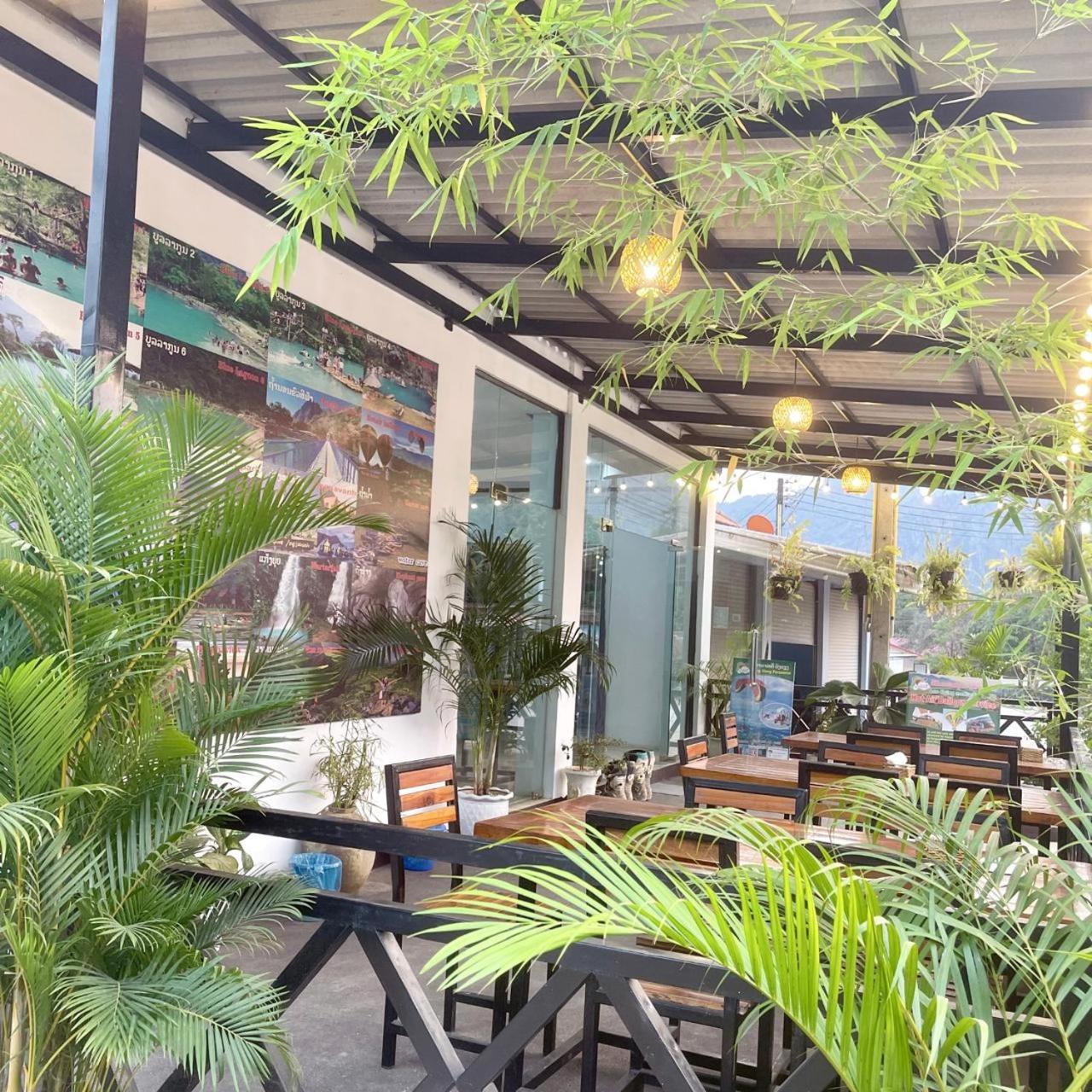 Smile Guesthouse Vangvieng 万荣 外观 照片