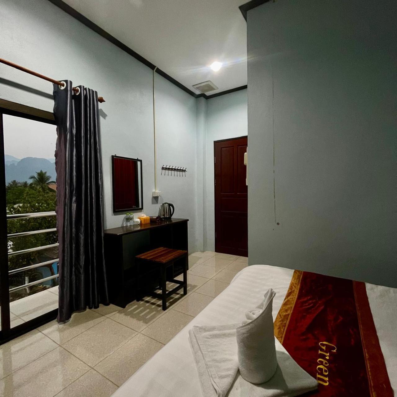 Smile Guesthouse Vangvieng 万荣 外观 照片